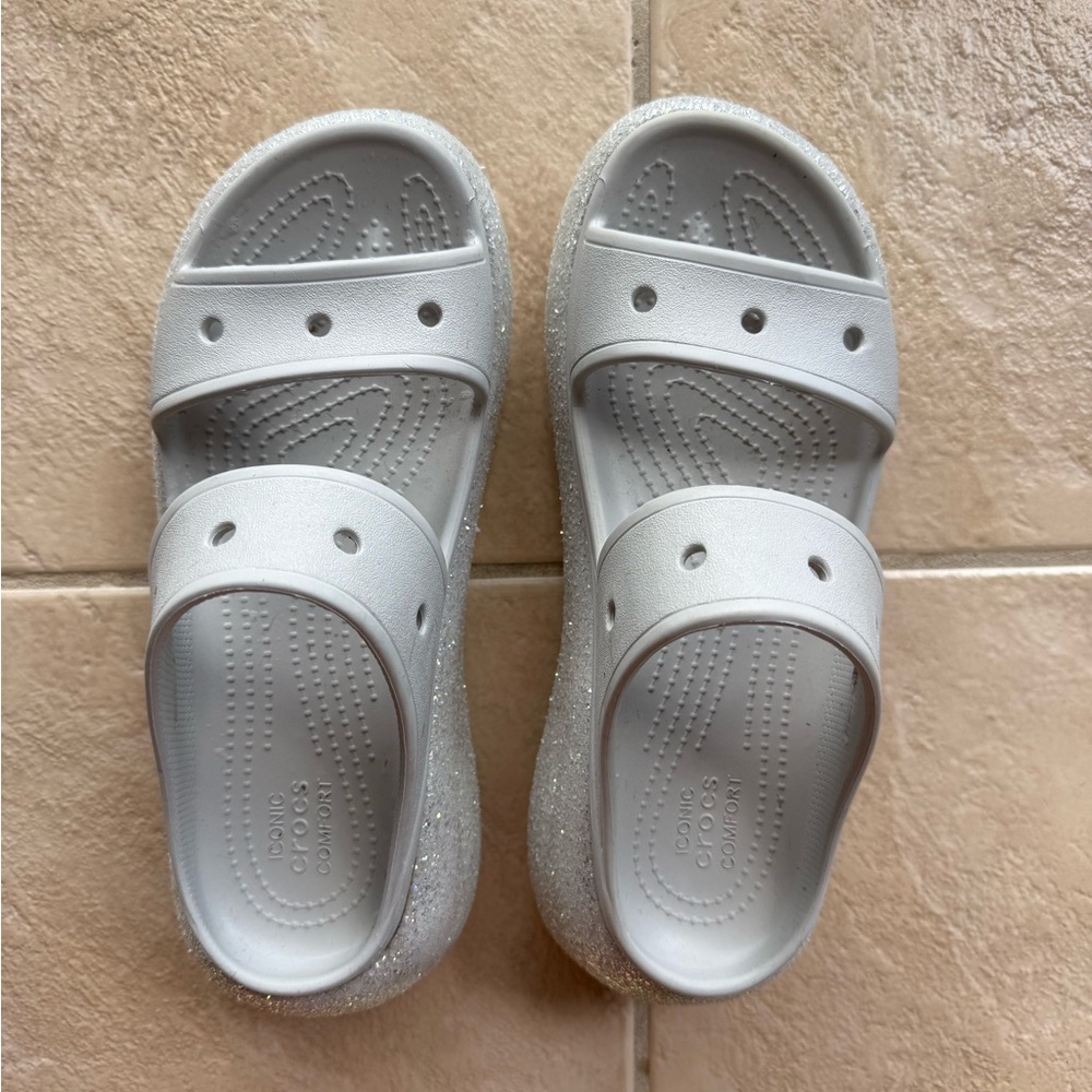 Women’s sparkly platform Crocs